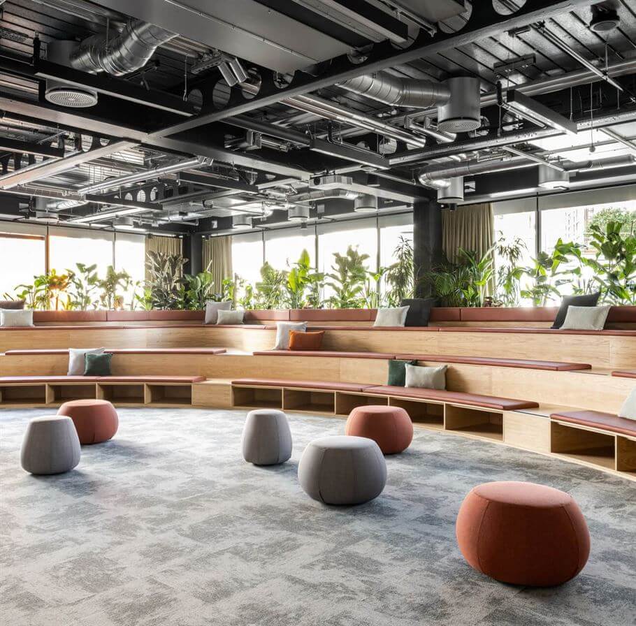 High-resolution image of Cleanie services in action